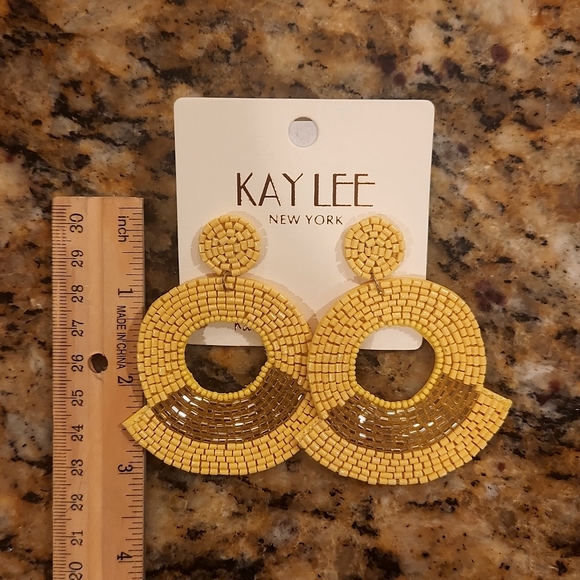 Golden Yellow Seed Bead Earrings - Picture 1 of 2